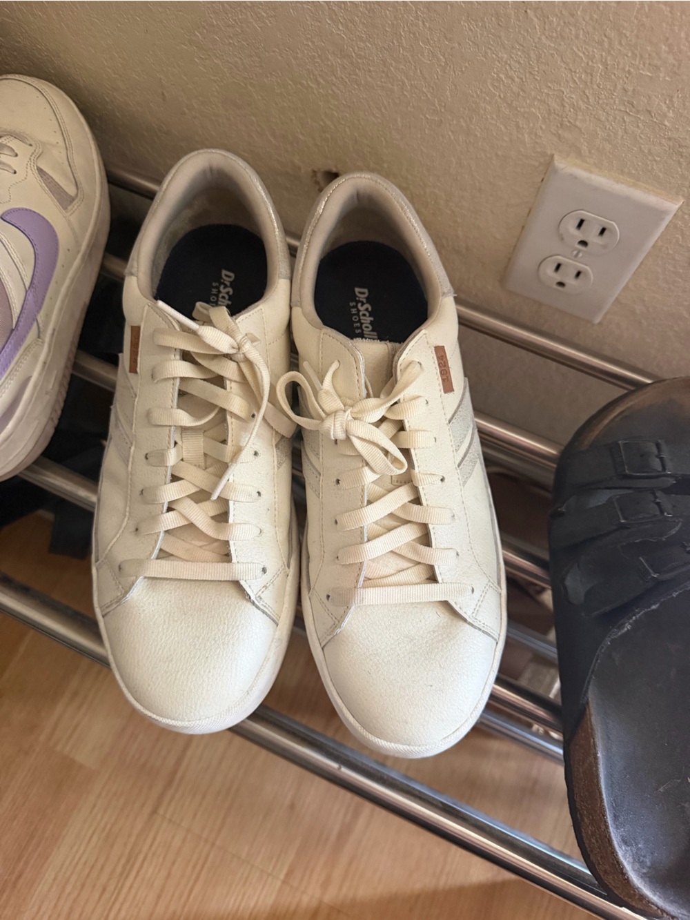 Dr. Scholl's Women's Off-White Leather Lace-Up Sneakers